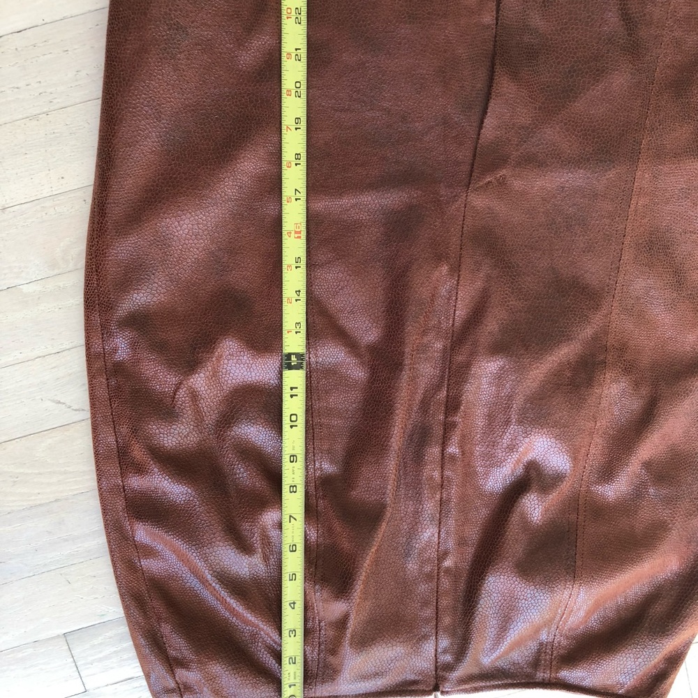 Chico’s faux leather skirt in brown-burgundy